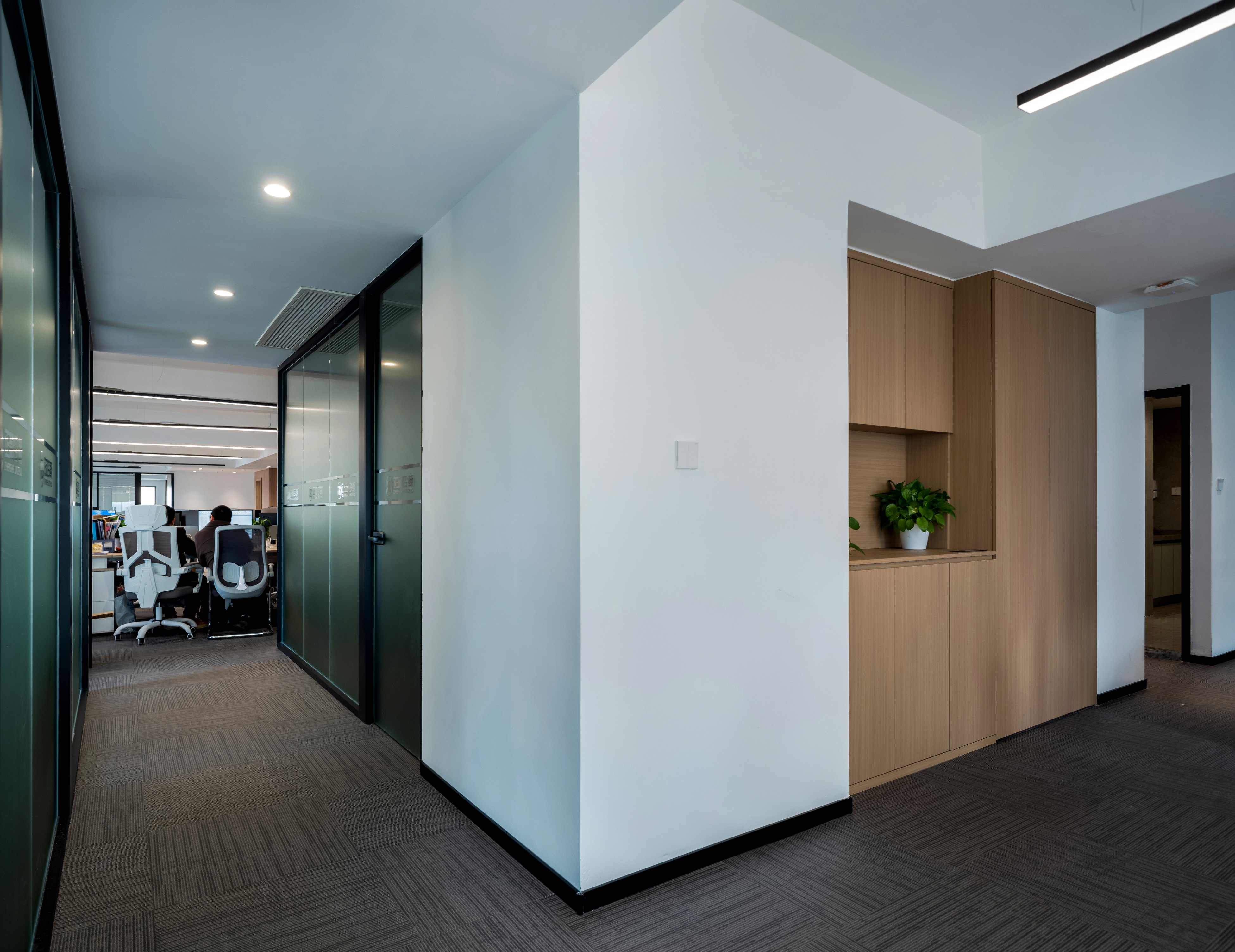 【完工項目】現在辦公空間流行這樣設計!(圖11) 38.jpg